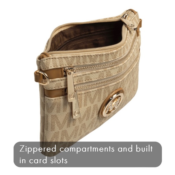 Vegan Leather Crossbody Wristlet Combo Bag NEW - Picture 9 of 10